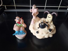 wallace and gromit shaving bowl, soap dish, container and wallace plug