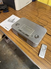Philips DC290 Clock Radio iPod