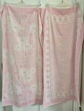 Vintage Towels Pink Bath
