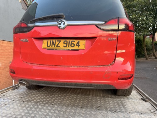 Breaking parts vauxhall - breaking, zafira
