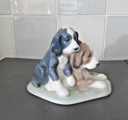 Nao lladro two tired - lladro, "two