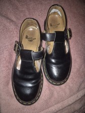 Dr. Martens Polley Tbar Mary