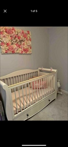 Mothercare bloomsbury nursery - mothercare,
