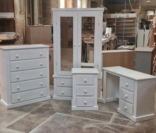 Handmade aylesbury white 4 - aylesbury,