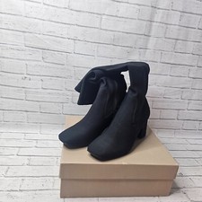 Donald J Pliner Women's
