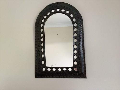 Vintage small leather - small, looking