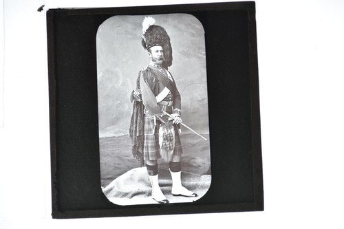 Scottish soldier kilt feather - scottish,