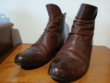 GABOR Ladies size 5.5 brown
