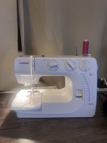 Janome sewing machine - j3-24,