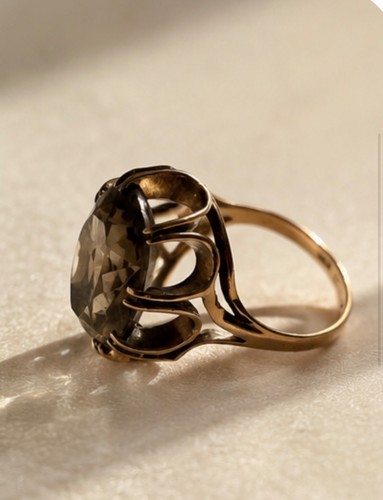 Vintage 1963 9ct gold smoky - vintage,