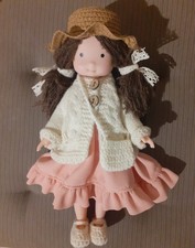 Waldorf-Inspired-Doll