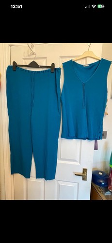 Taylor two piece - two, top