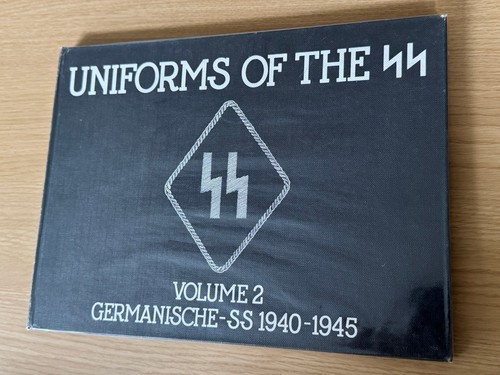 Uniforms the volume 2 - of,