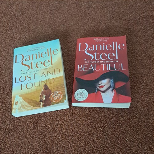 Danielle steel books - danielle, books.