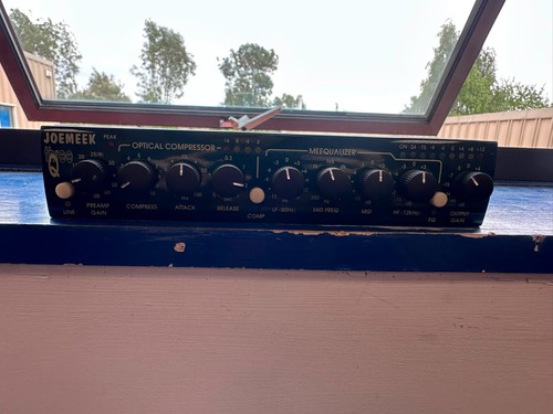 Joe meek threeq compact analog - meek,