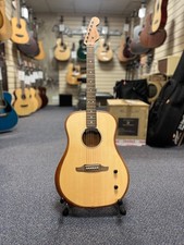 Fender Highway Dreadnought - Spruce - Inc Official Fender Case + Warranty