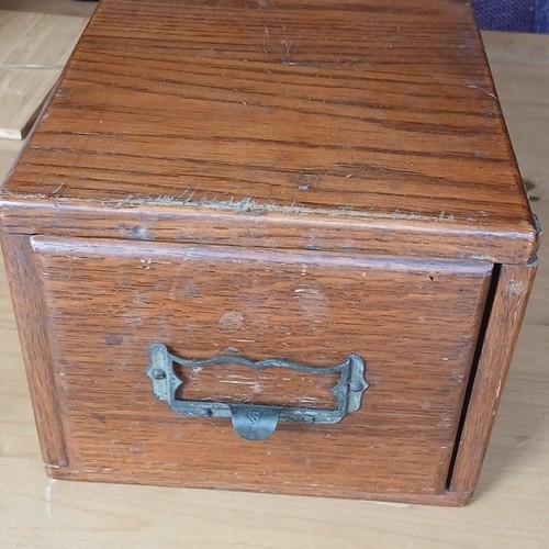 Vintage index card holder - index,
