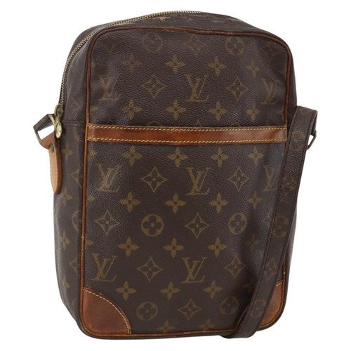 Louis vuitton monogram - louis,