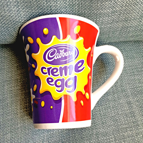 Cadbury creme egg - creme, multicolour