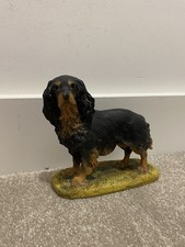 Boarder Fine Arts Black & Tan