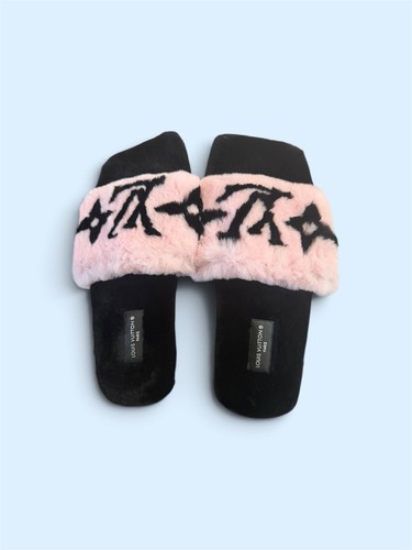 Louis vuitton fluffy sliders - louis,