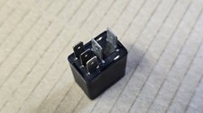 Renault 5 pin black relay