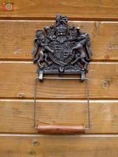 CAST IRON ROYAL COAT OF ARMS TOILET ROLL HOLDER. Fantastic Royal Vintage Style!