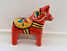 VINTAGE MINIATURE DALA HORSE