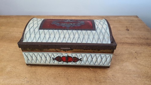 Vintage dome lidded tin - lidded,