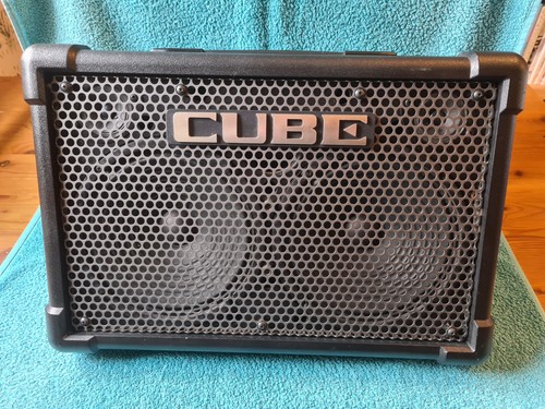 Roland cube street 50w - ex,
