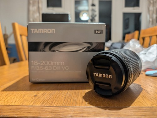 Tamron b018 200mm 5 6 - 18-200mm, f/3.5-6.3