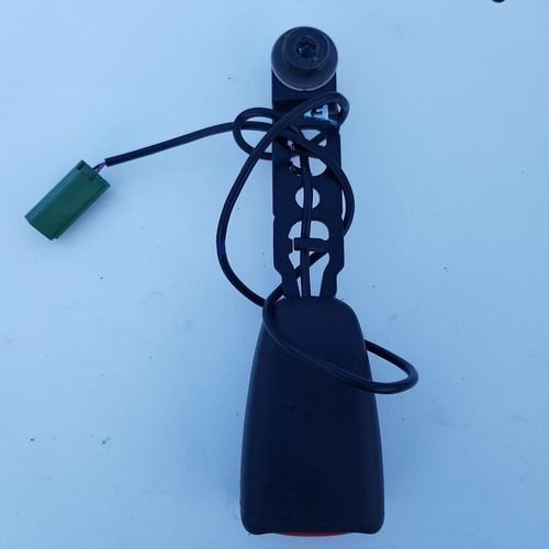 Volvo c70 mk2 seat belt - volvo,