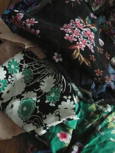 Bundle small fabric - of, pieces