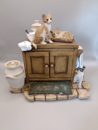Sherratt simpson kittens - &,