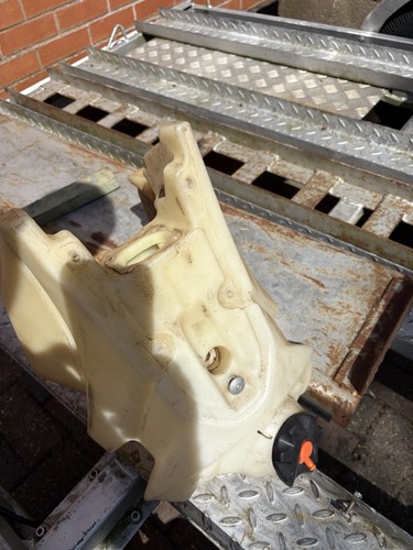 Ktm fuel tank - fuel,