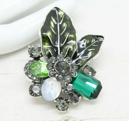Vintage style floral green - vintage,