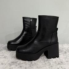 Women’s Black Chunky