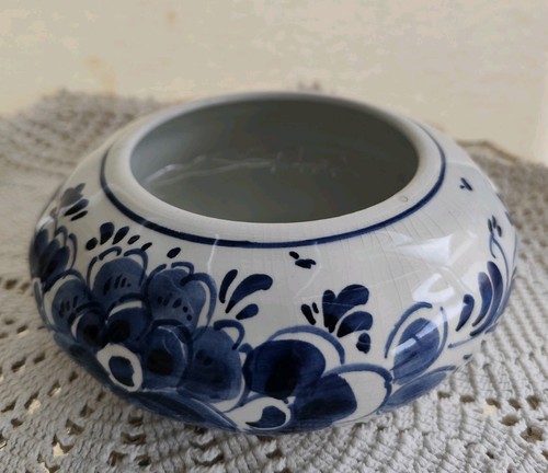 Vintage delft blue handpainted - blue,