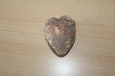 VINTAGE SOAPSTONE HEART SHAPED BOX IN PINK