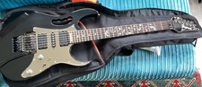 IBANEZ 555 BK STEVE VAI. MIRROR SCRATCH PLATE. DIMARZIO PUPS. GREAT PLAYER.