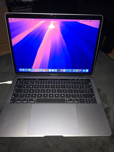 Macbook pro 4ghz - 2.4ghz, 500gb