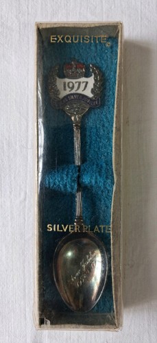 1977 queen elizabeth silver - queen,