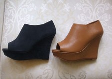 NEW PRIMARK SIZE 7 OR 8 TAN OR