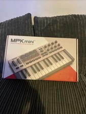 Akai MPK Mini MK4, MIDI