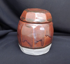 STUDIO ART POTTERY CUT SIDED LIDDED POT WITH STAMPED MARK AE