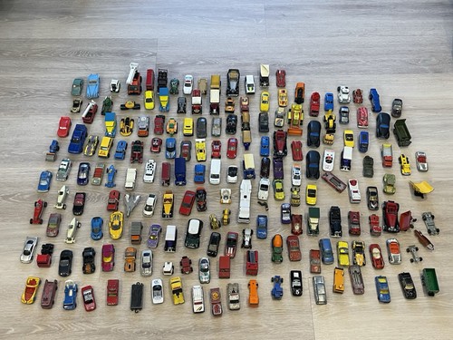 Huge job lot 140 - huge, toy