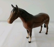 VINTAGE BESWICK BROWN HORSE GLOSSY FINISH 5.5" TALL NO DAMAGE-MINT