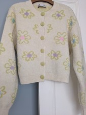 Beautiful  Floral embroidery knit  cardigan from ZARA: Size: SMALL: Colour: ECRU