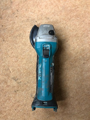 Makita dga452 cordless 18v - makita,