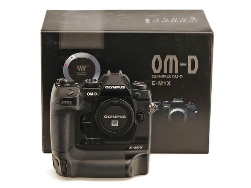 Olympus mirrorless system